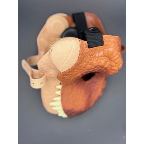 Jurassic World Tyrannosaurus Rex Chomp 'N Roar Mask Kids Mask - Picture 5 of 6